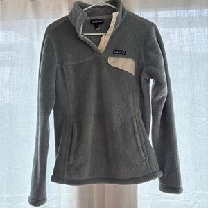 Patagonia Gray and Cream Fleece Pullover